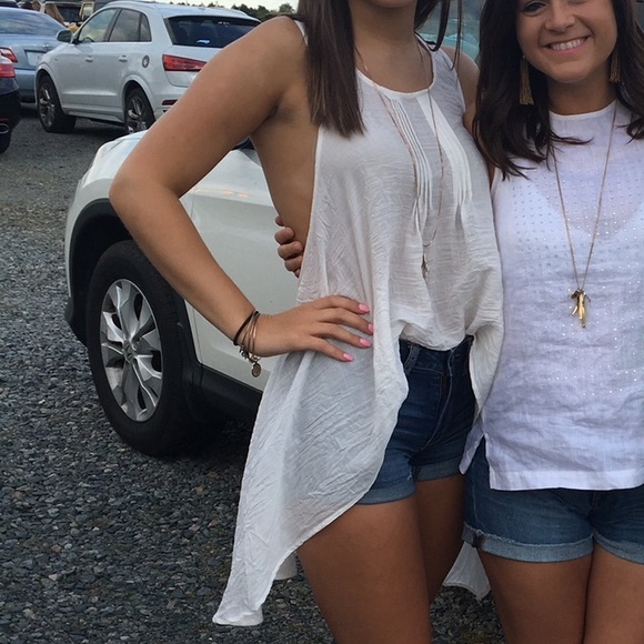 White crocheted linen tank - Picture 2 of 4